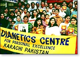 Frieden fr Pakistan durch neues Dianetik Zentrum. Es gibt Hoffnung fr 85 Millionen Menschen in Pakistan. ber 250 Professoren, Richter und Politiker waren anwesend.